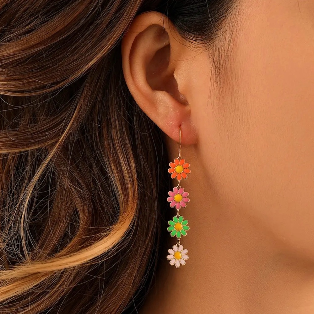 Cute Daisy Flower Drop Earrings